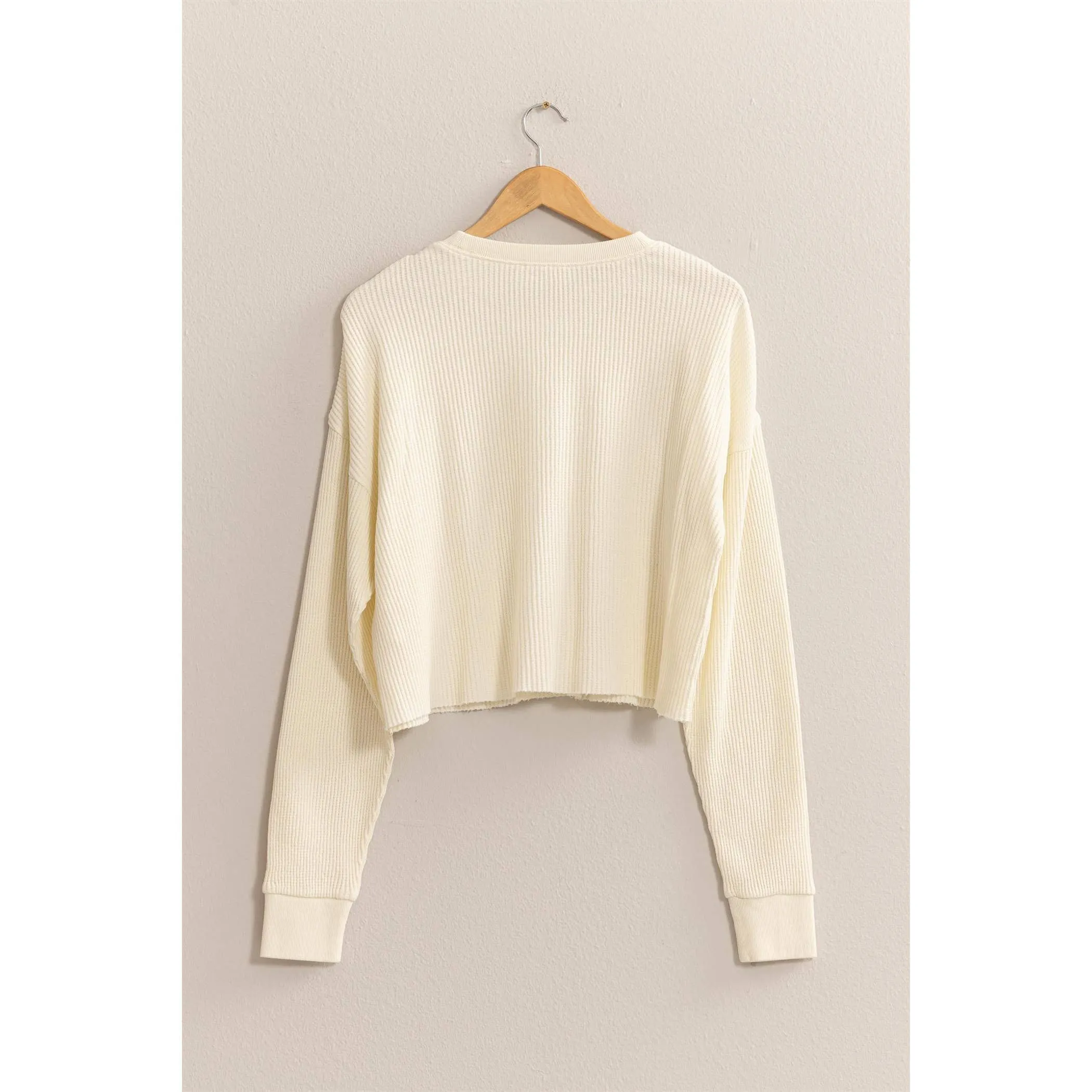 RIBBED LONG SLEEVE CROP SWEATER