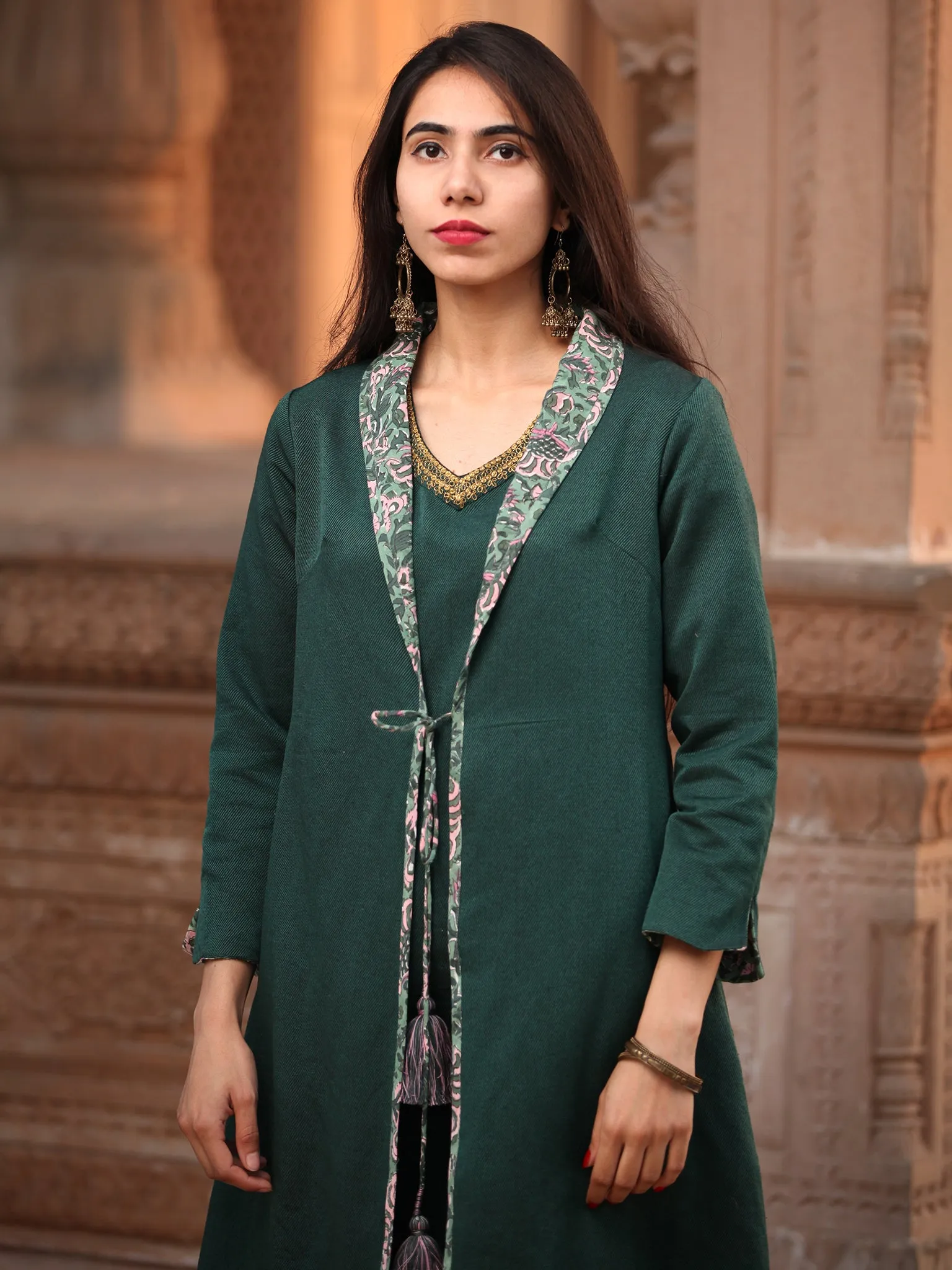 Shishir Aisha - Handloom Woolen Reversible Jacket - KJ10A0010