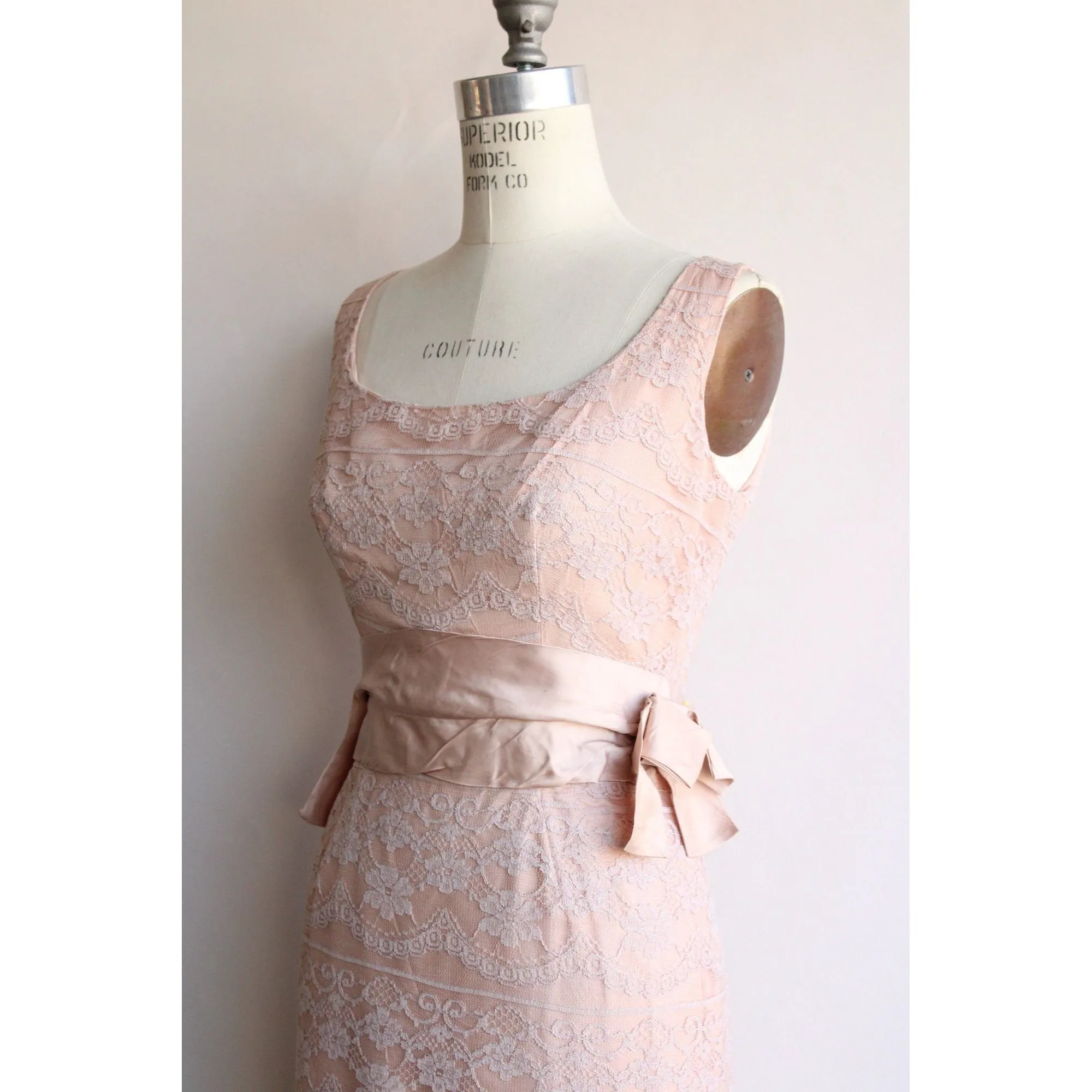 Vintage 1950s 1960s Pink Lace Wiggle Dress