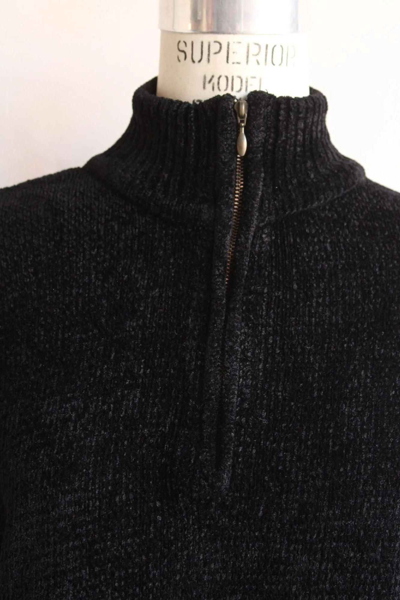 Vintage 1990s 2000s Black Chenille Sweater